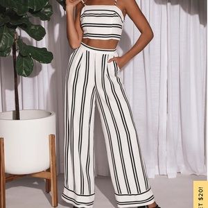 Lulu’s Black and White Stripe 2 Piece Set NWT Never Worn Size M